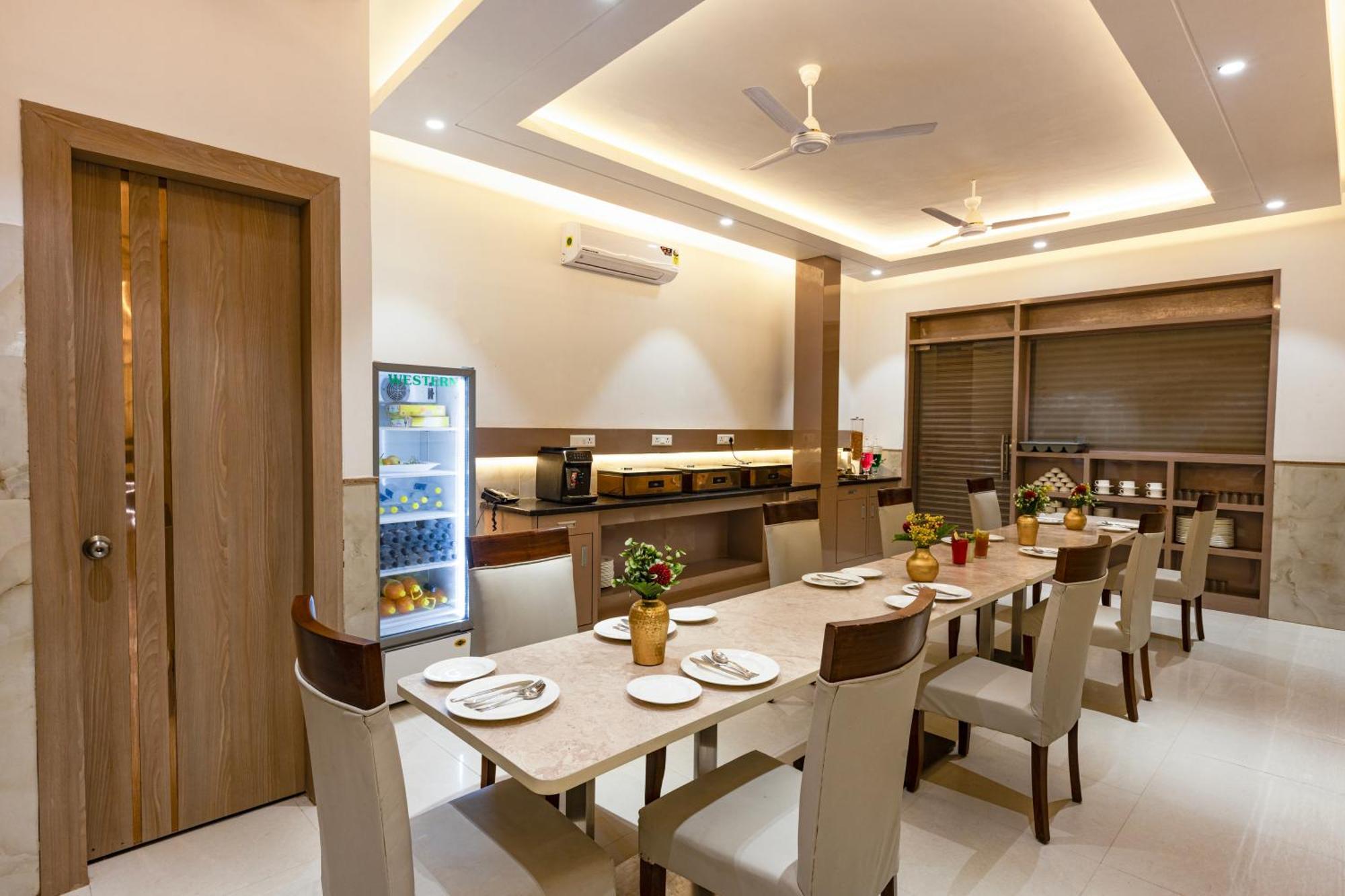 ניו דלהי The Orion Hotel Era - Delhi Airport מראה חיצוני תמונה