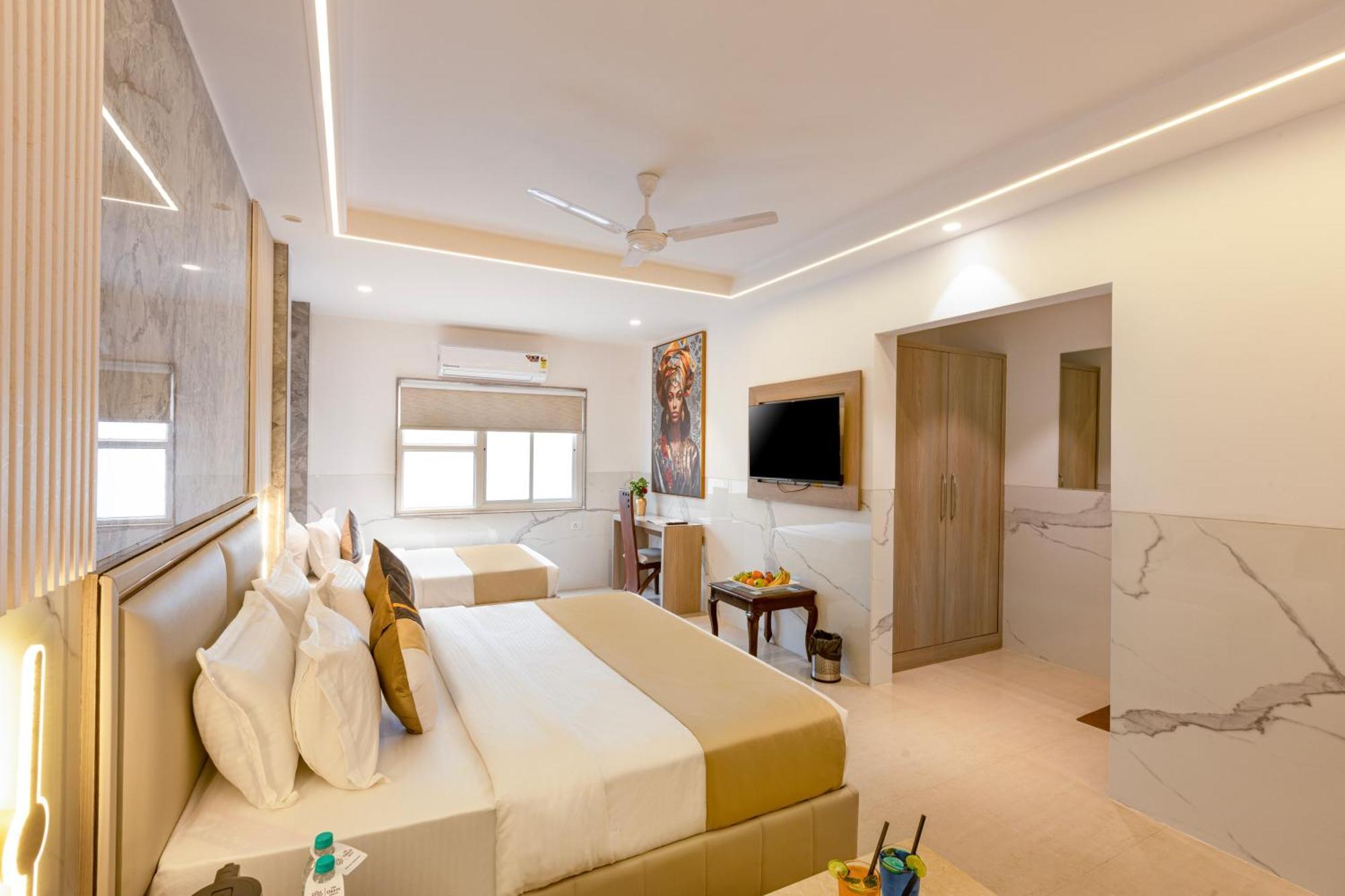 ניו דלהי The Orion Hotel Era - Delhi Airport מראה חיצוני תמונה