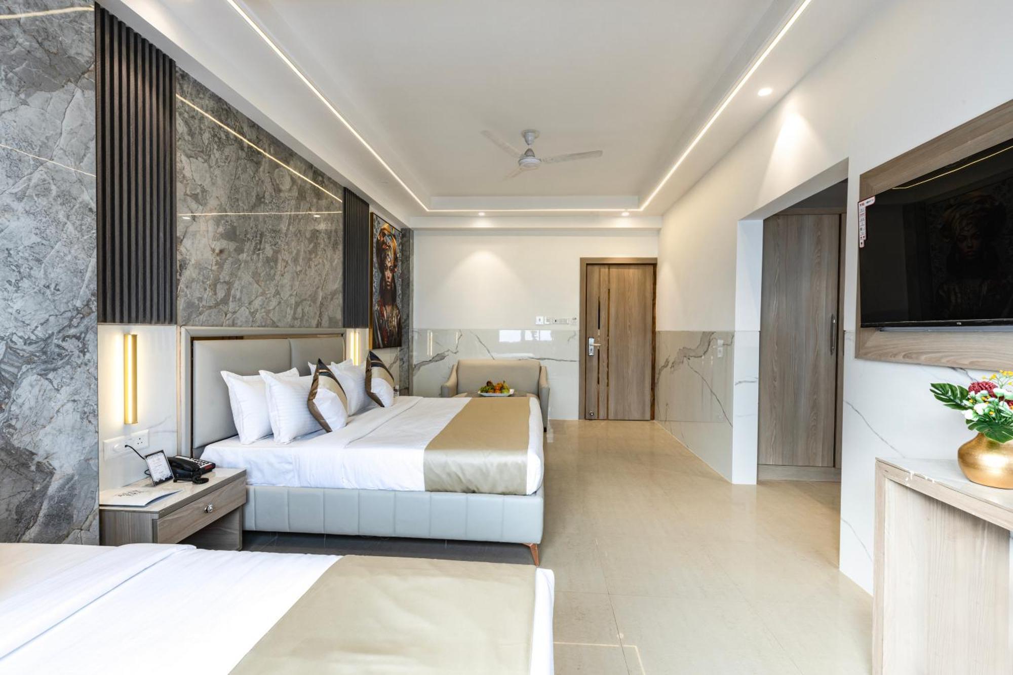 ניו דלהי The Orion Hotel Era - Delhi Airport מראה חיצוני תמונה