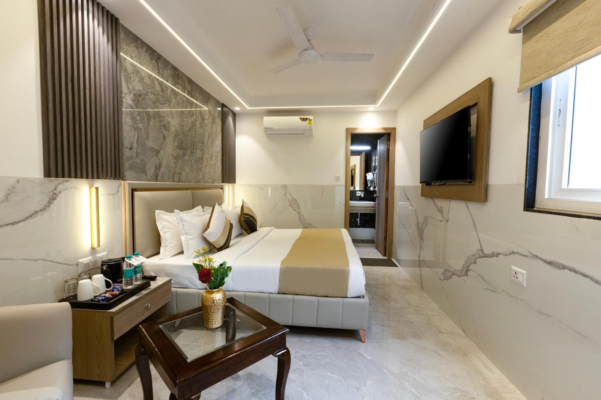 ניו דלהי The Orion Hotel Era - Delhi Airport מראה חיצוני תמונה