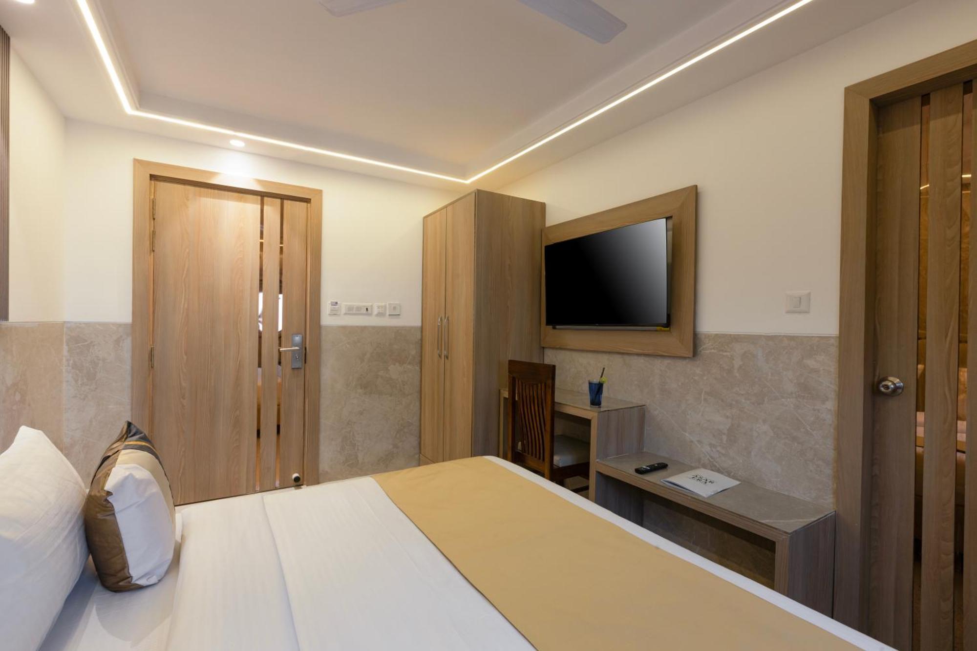 ניו דלהי The Orion Hotel Era - Delhi Airport מראה חיצוני תמונה