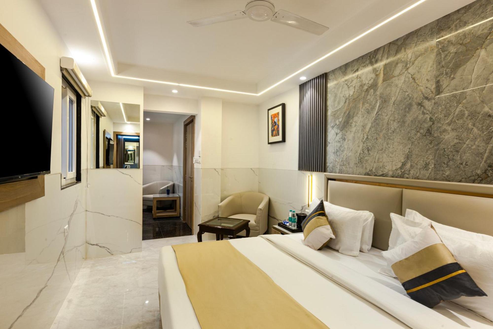 ניו דלהי The Orion Hotel Era - Delhi Airport מראה חיצוני תמונה