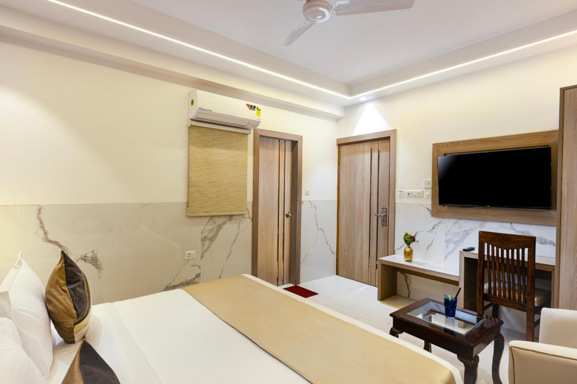ניו דלהי The Orion Hotel Era - Delhi Airport מראה חיצוני תמונה