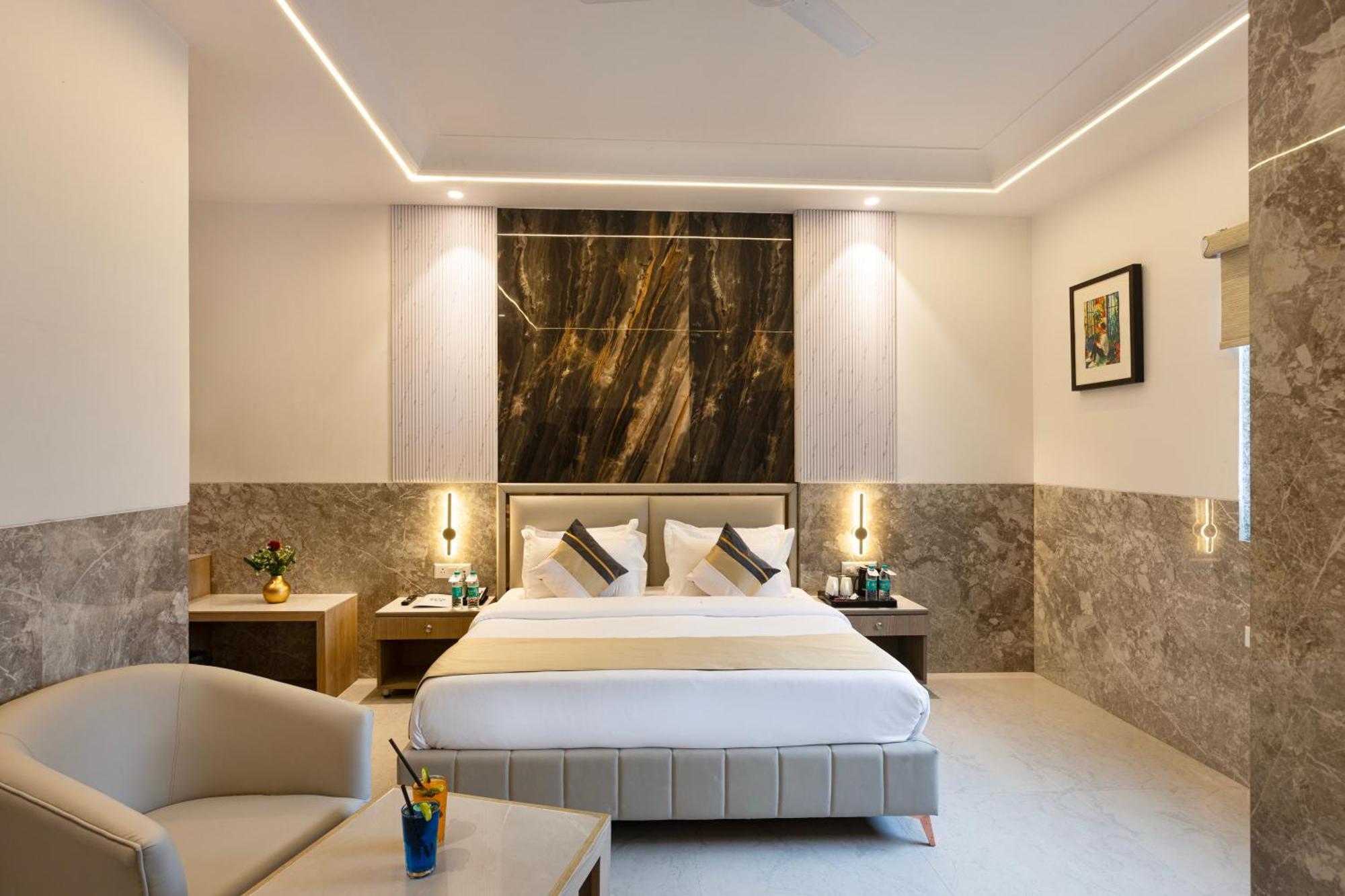ניו דלהי The Orion Hotel Era - Delhi Airport מראה חיצוני תמונה