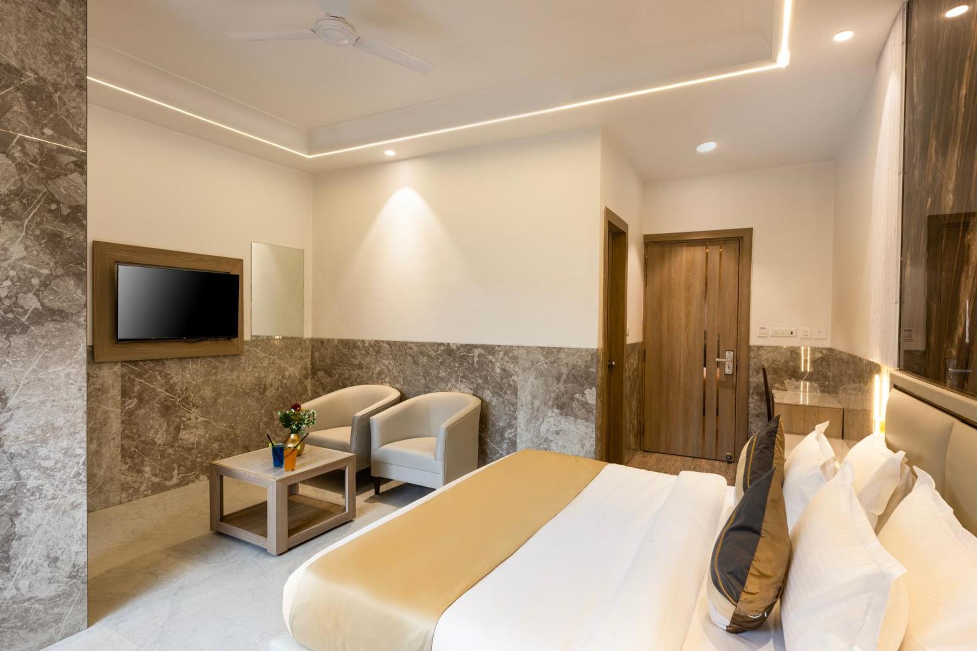 ניו דלהי The Orion Hotel Era - Delhi Airport מראה חיצוני תמונה