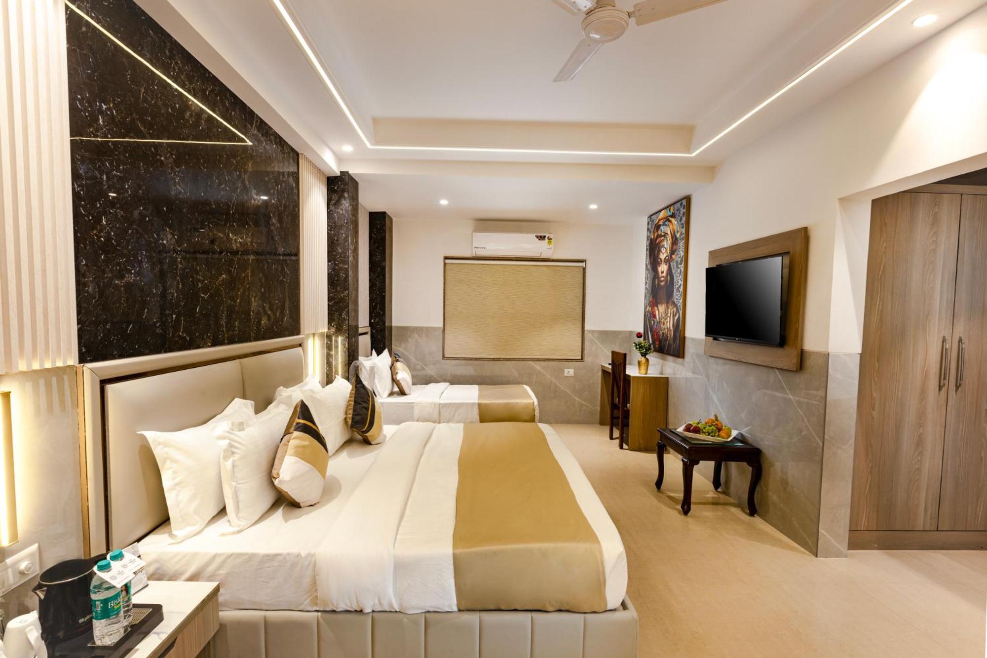 ניו דלהי The Orion Hotel Era - Delhi Airport מראה חיצוני תמונה
